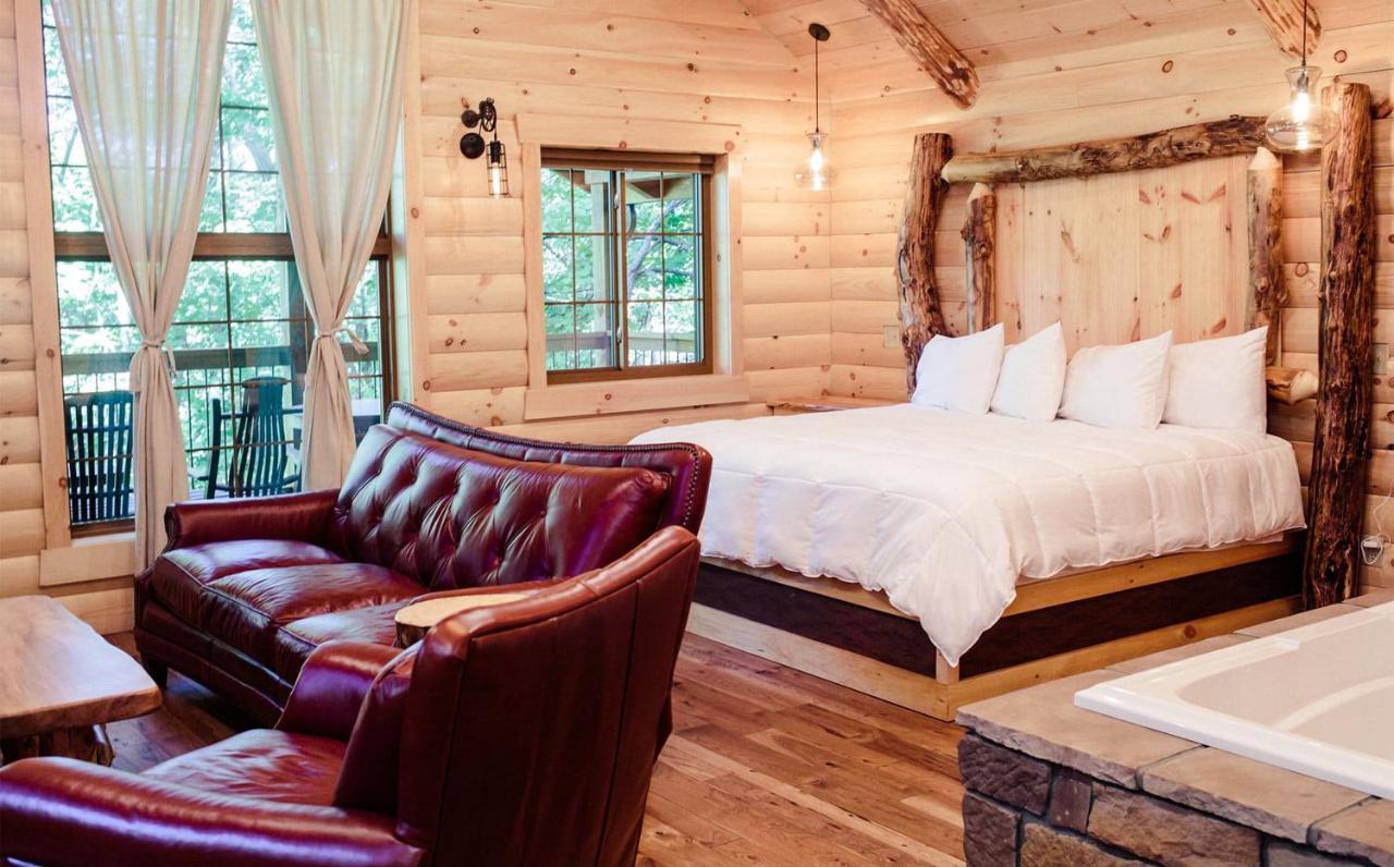 מילסבורג Cricket Hill Treehouse By Amish Country Lodging מראה חיצוני תמונה