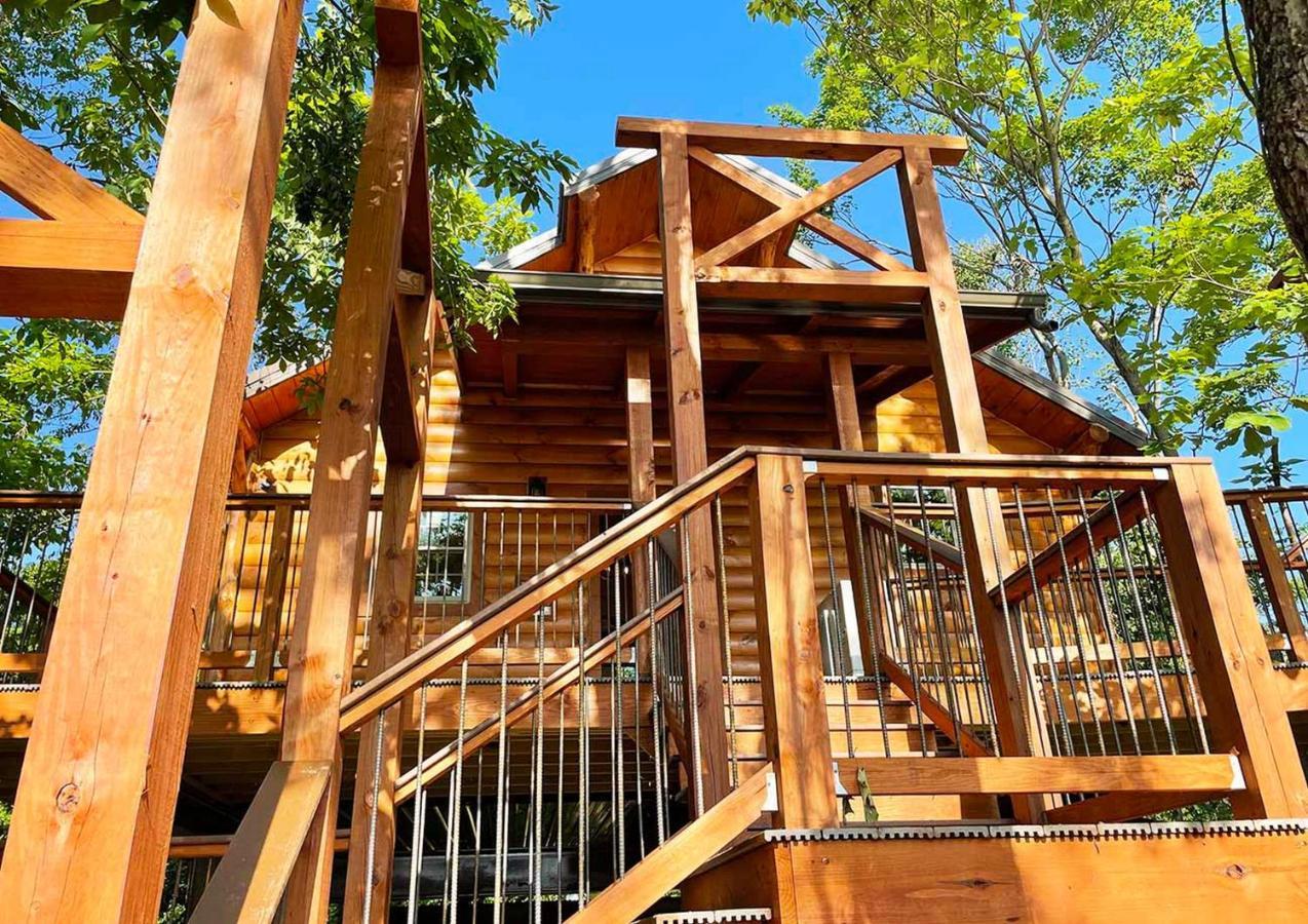 מילסבורג Cricket Hill Treehouse By Amish Country Lodging מראה חיצוני תמונה